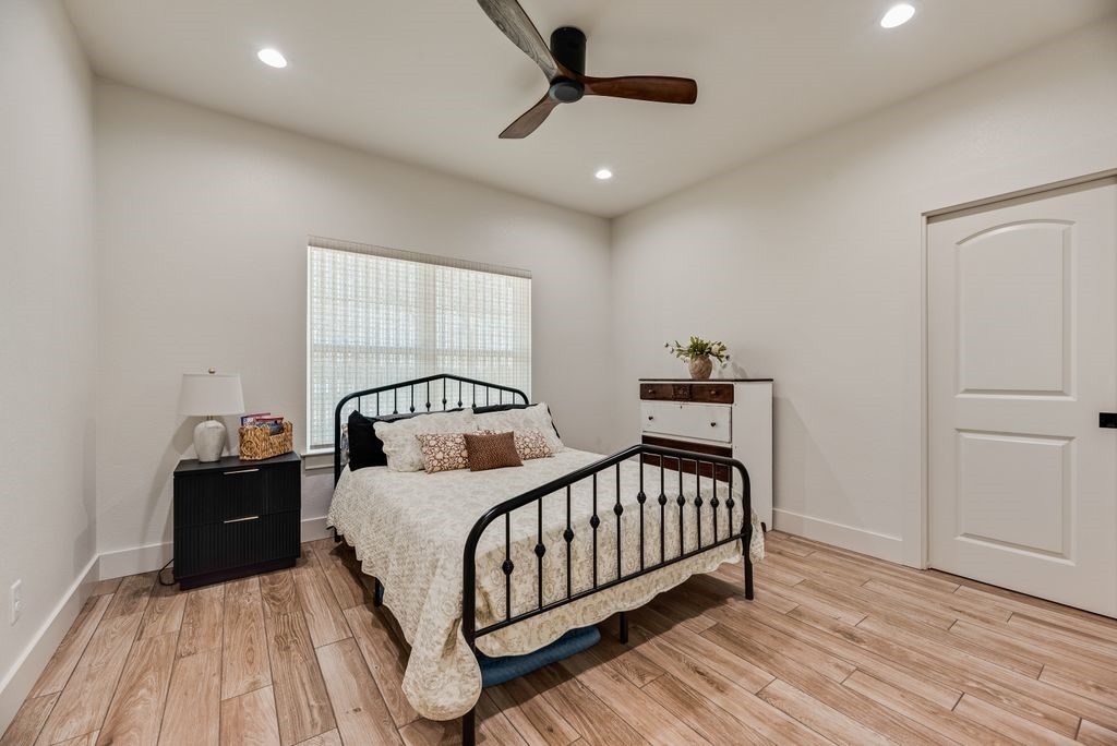 245 Creek Crossing Street Alvord TX 76225
