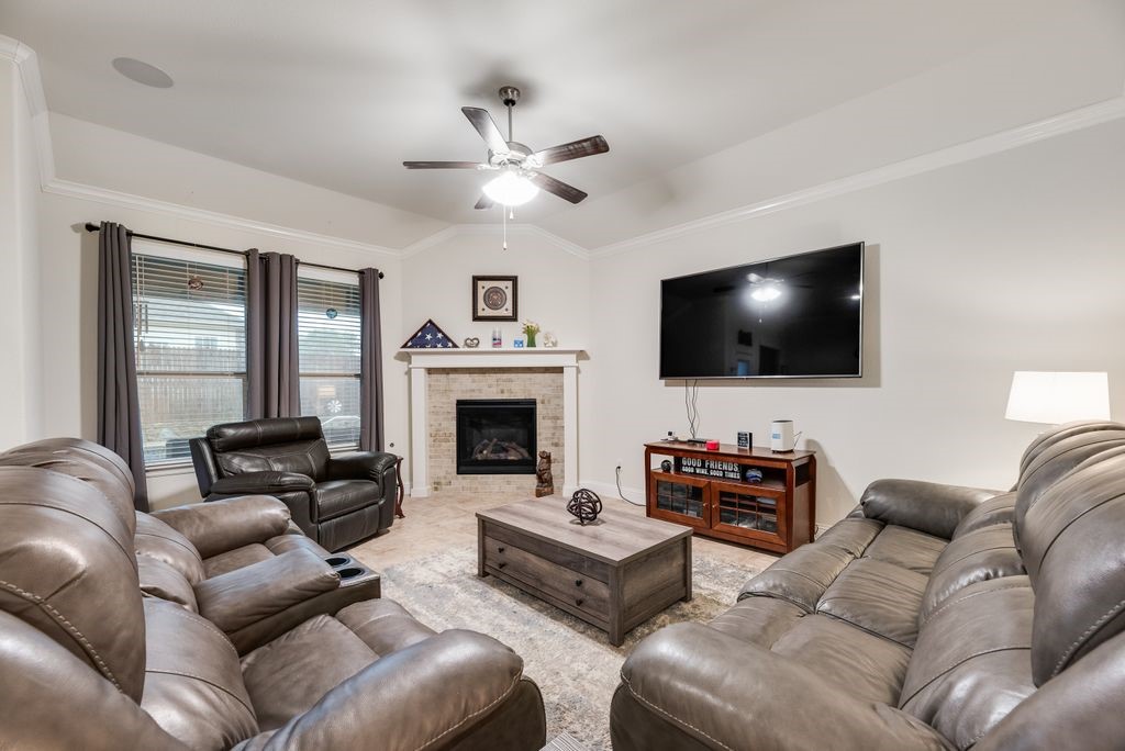 8116 Glenn Day Drive Arlington TX 76002