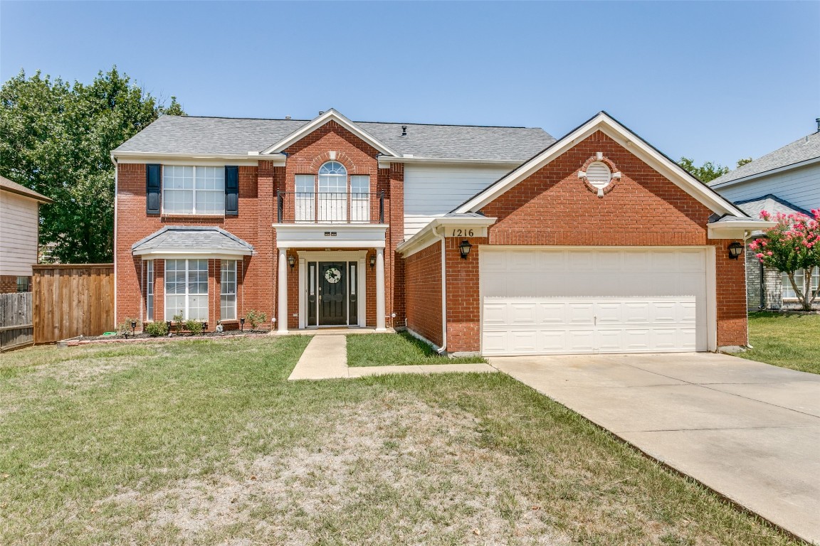 1216 Oxford Lane Grapevine TX 76051