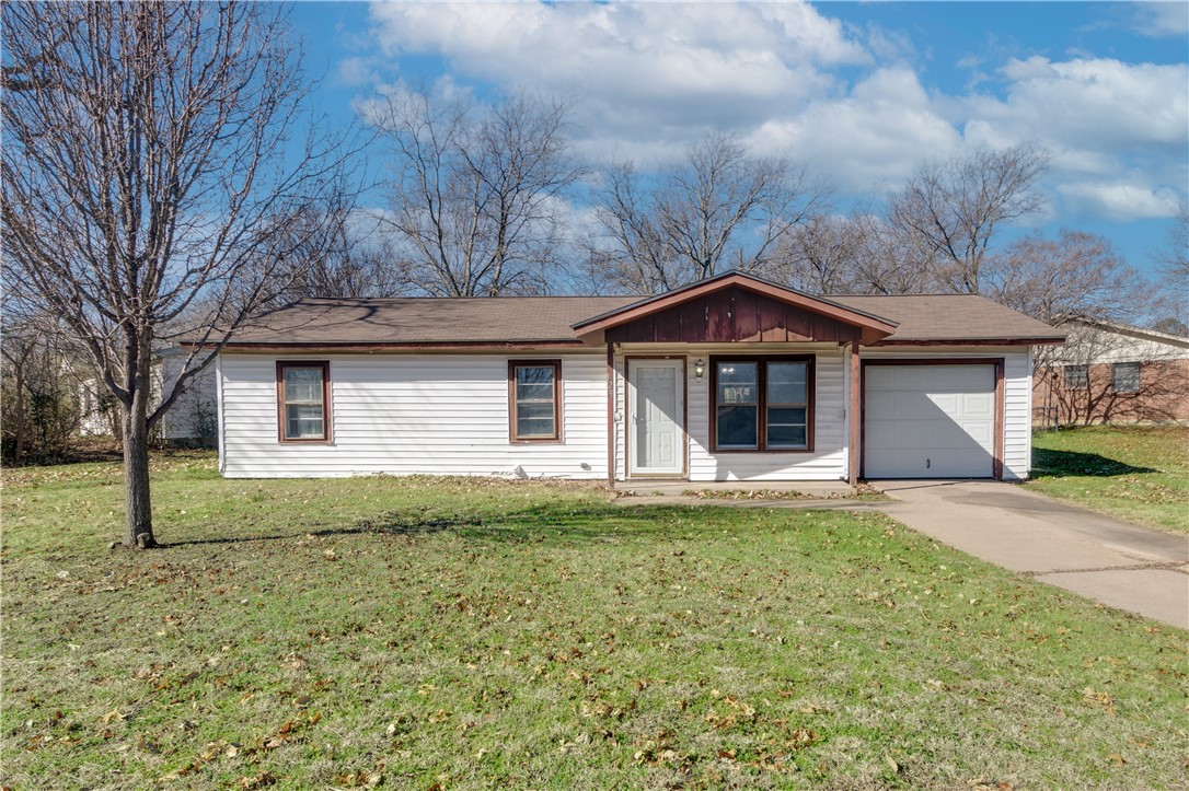 129 NE Cindy Lane Burleson TX 76028
