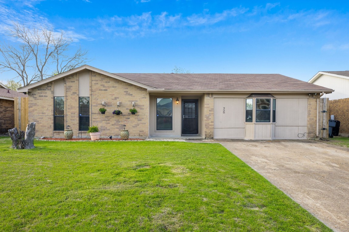 930 Woodcrest Drive Lancaster TX 75134