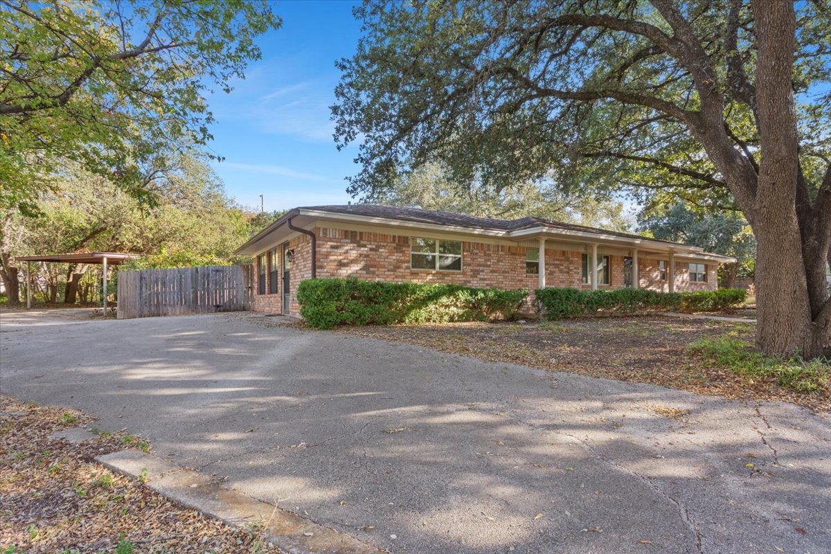 8756 Panther Drive Woodway TX 76712
