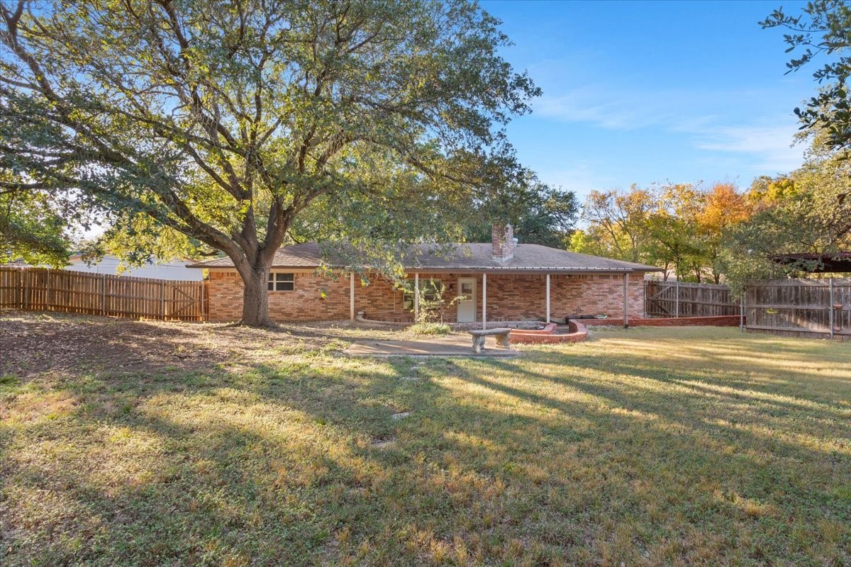 8756 Panther Drive Woodway TX 76712