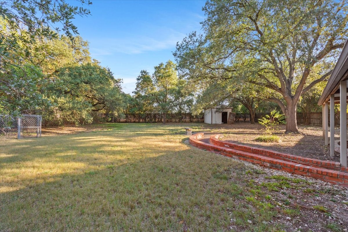 8756 Panther Drive Woodway TX 76712