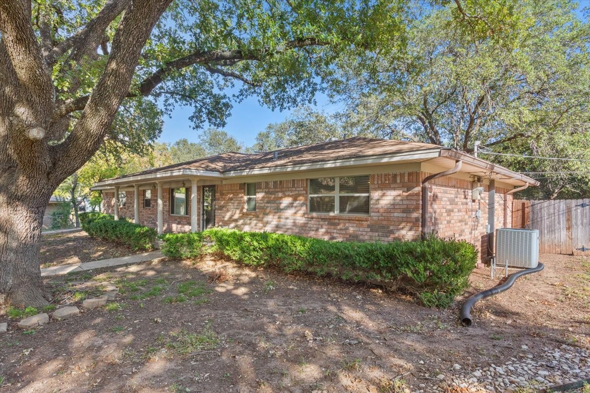 8756 Panther Drive Woodway TX 76712