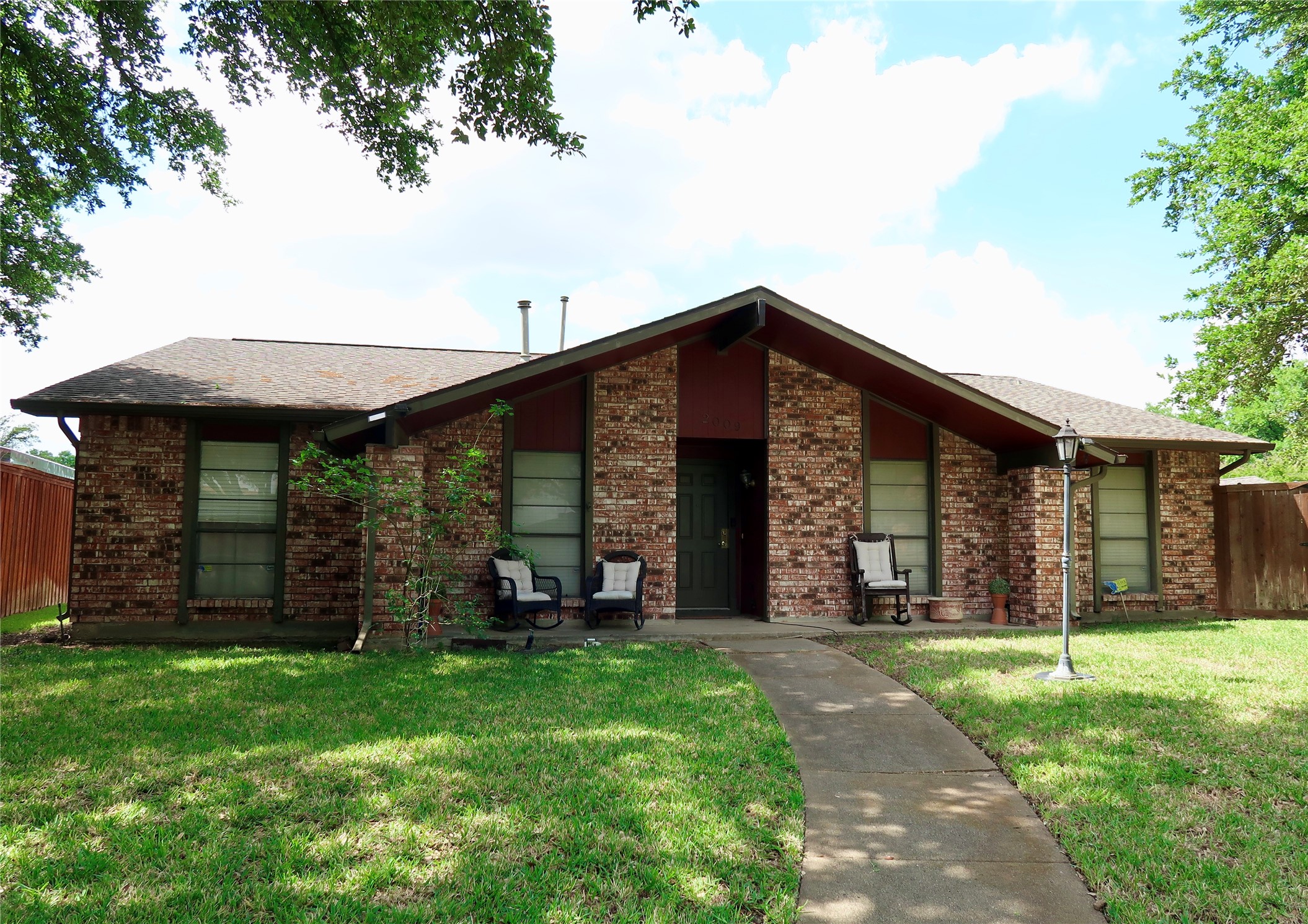 2009 Stefani Court Carrollton TX 75007