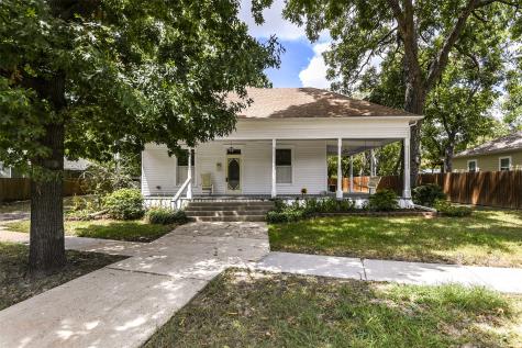 911 E Marvin Avenue Waxahachie TX 75165