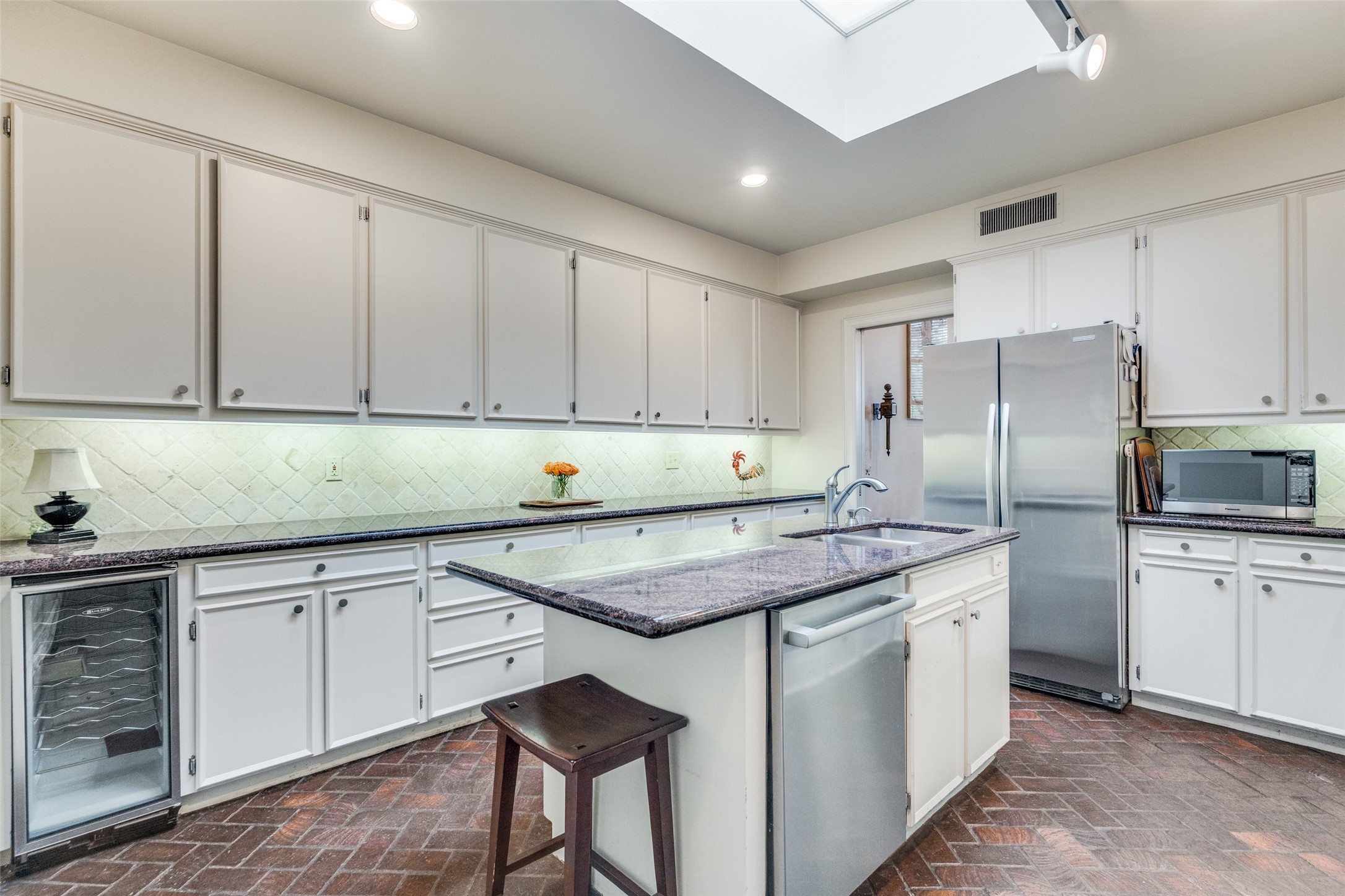 5845 Farquhar Lane Dallas TX 75209
