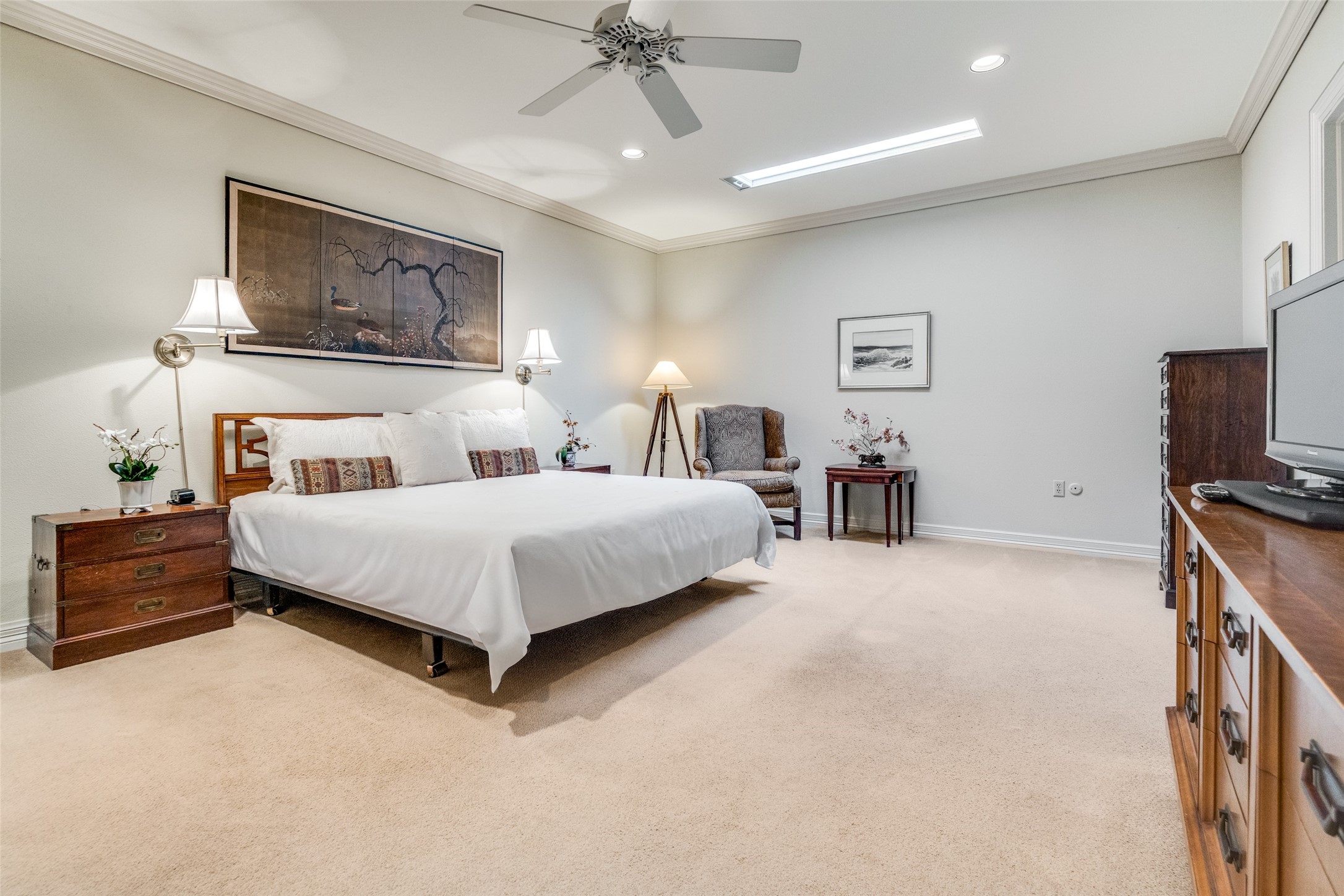 5845 Farquhar Lane Dallas TX 75209