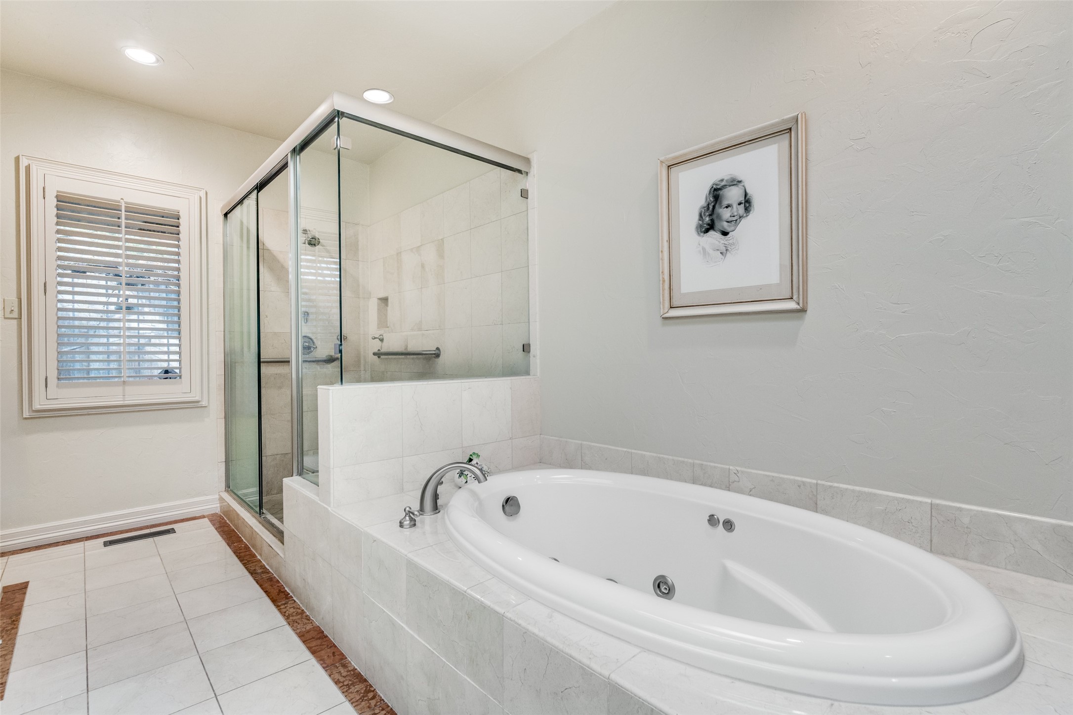 5845 Farquhar Lane Dallas TX 75209