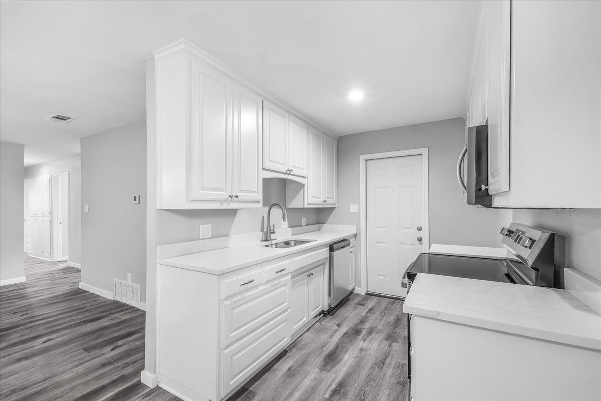 705 NW Hillery Street Burleson TX 76028
