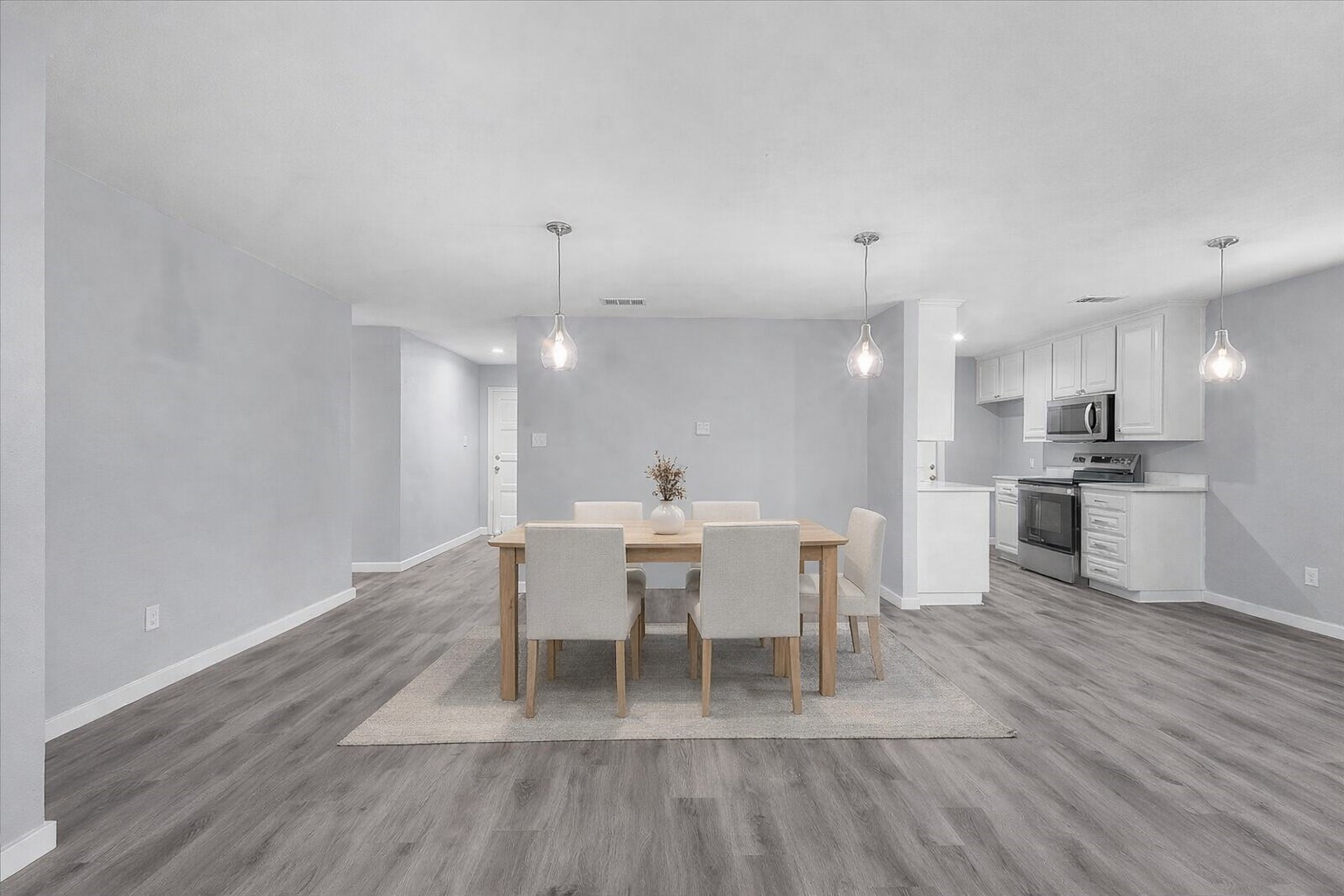 705 NW Hillery Street Burleson TX 76028