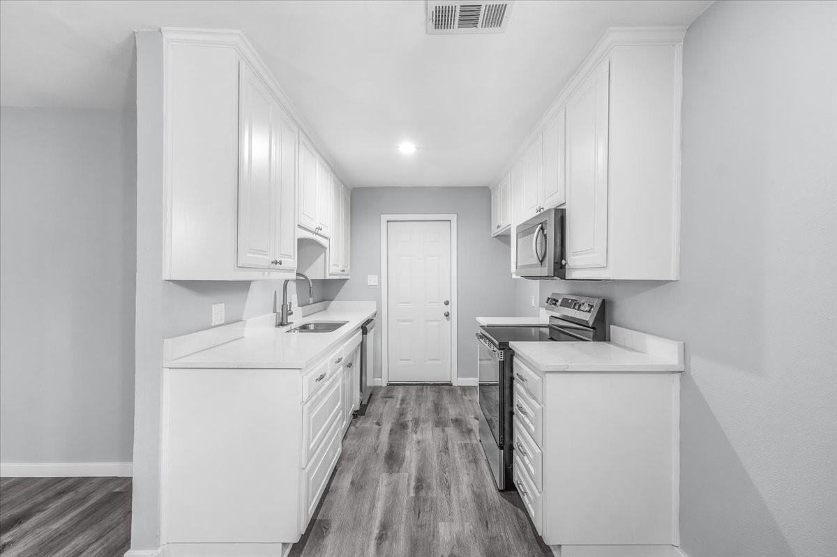 705 NW Hillery Street Burleson TX 76028