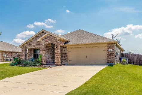 201 Meadowlands Drive Ponder TX 76259