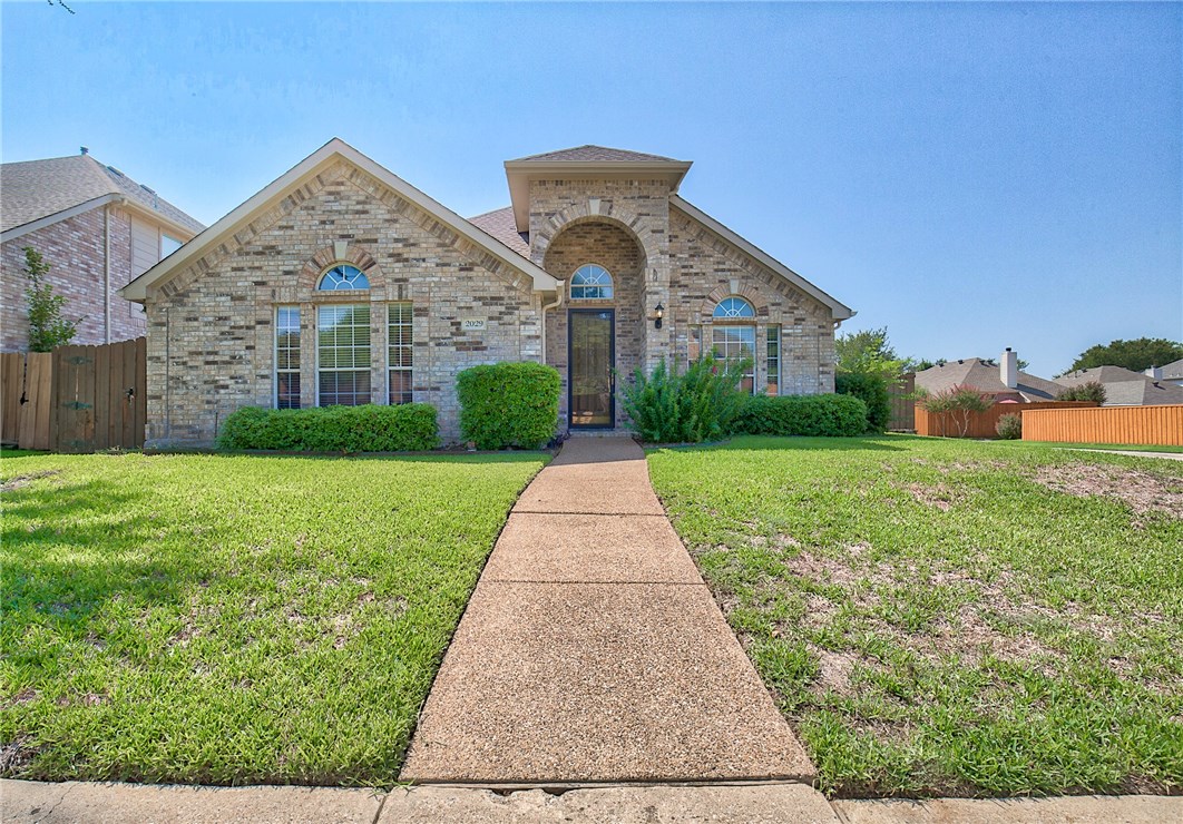 2029 Saint Anne Drive Allen TX 75013