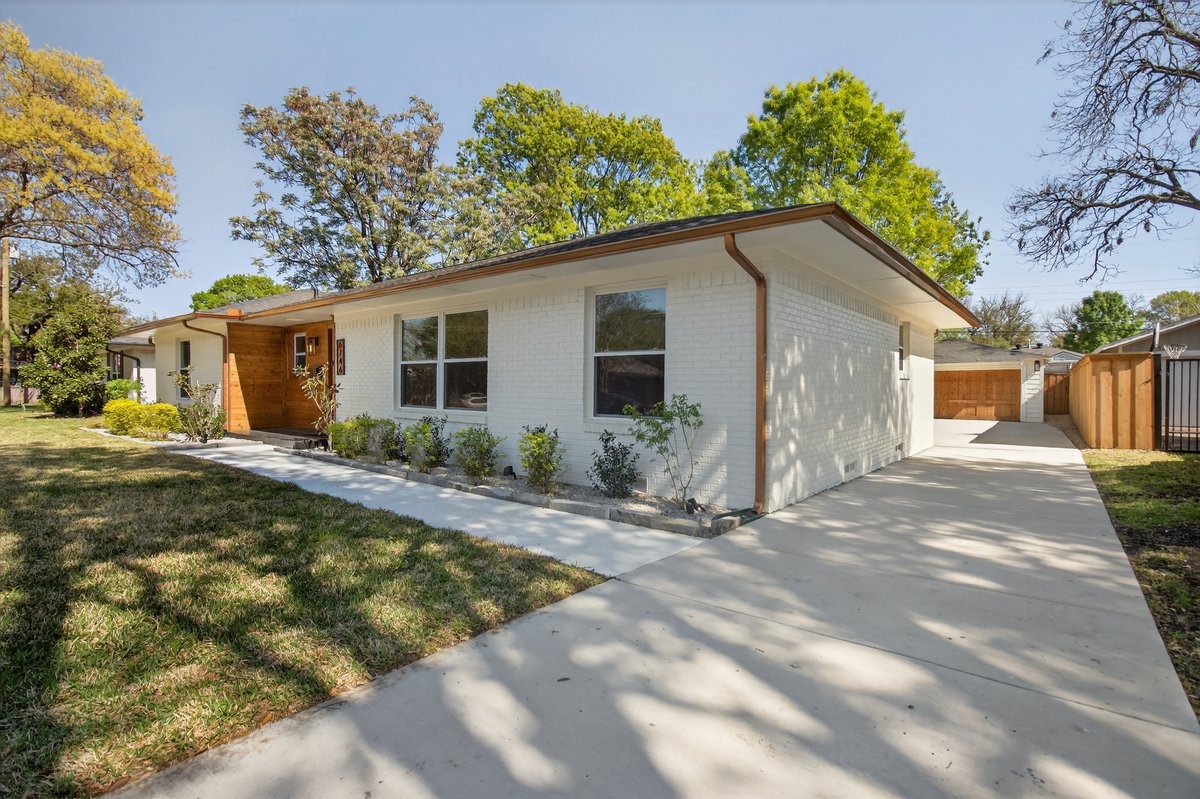 6746 Braeburn Drive Dallas TX 75214