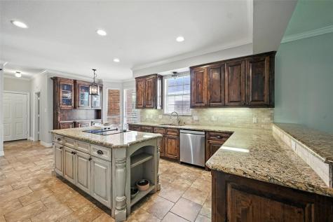 913 Hills Creek Drive Mckinney TX 75072