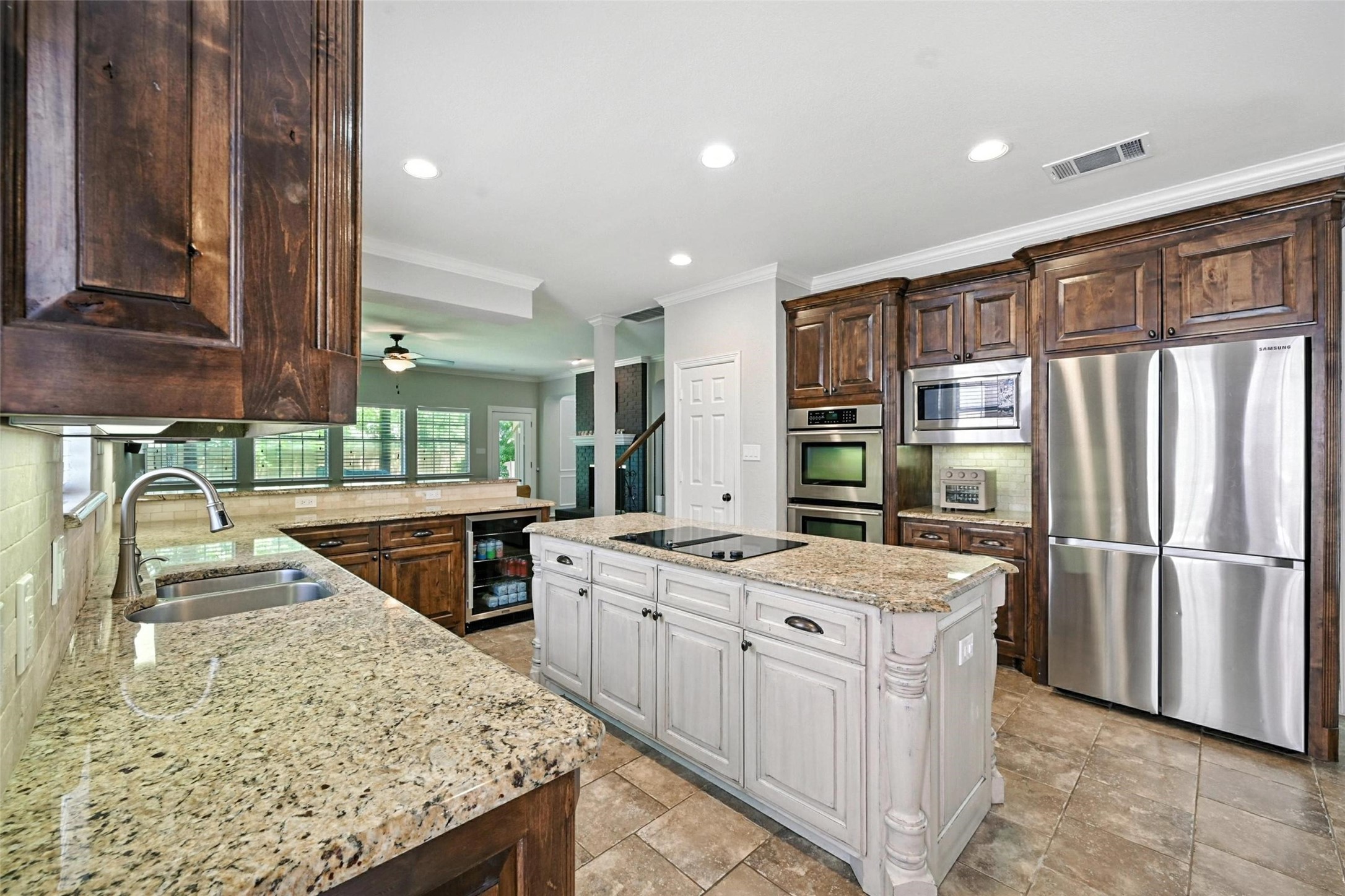 913 Hills Creek Drive Mckinney TX 75072