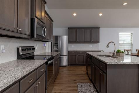 2525 Silver Fox Trail Weatherford TX 76087