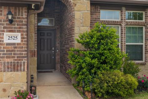 2525 Silver Fox Trail Weatherford TX 76087