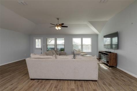 2525 Silver Fox Trail Weatherford TX 76087