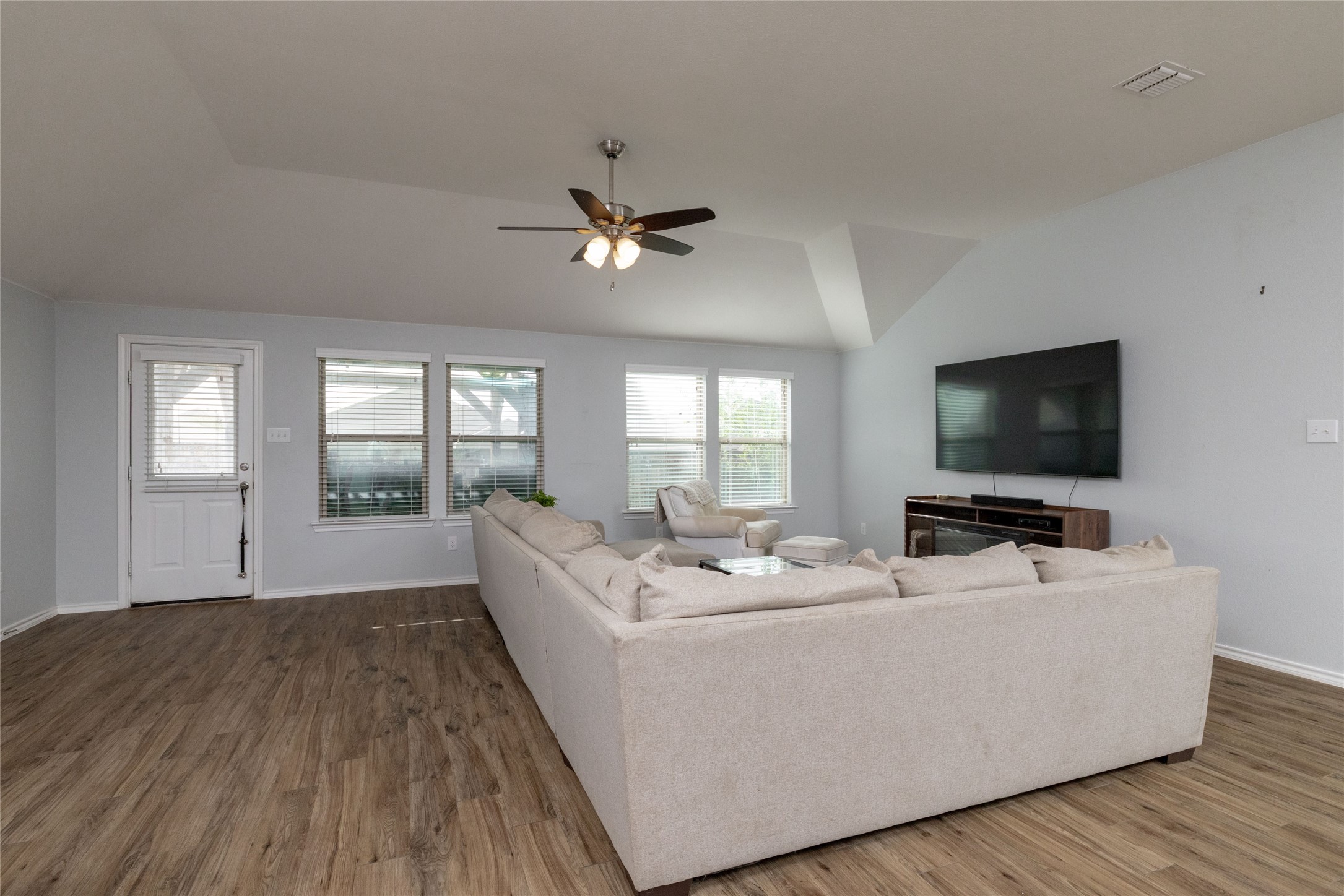2525 Silver Fox Trail Weatherford TX 76087