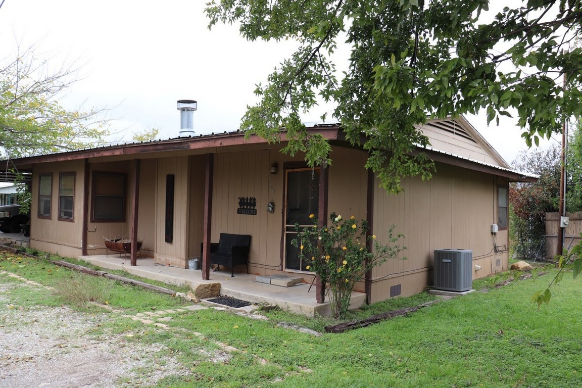 300 Bilby Street Bridgeport TX 76426