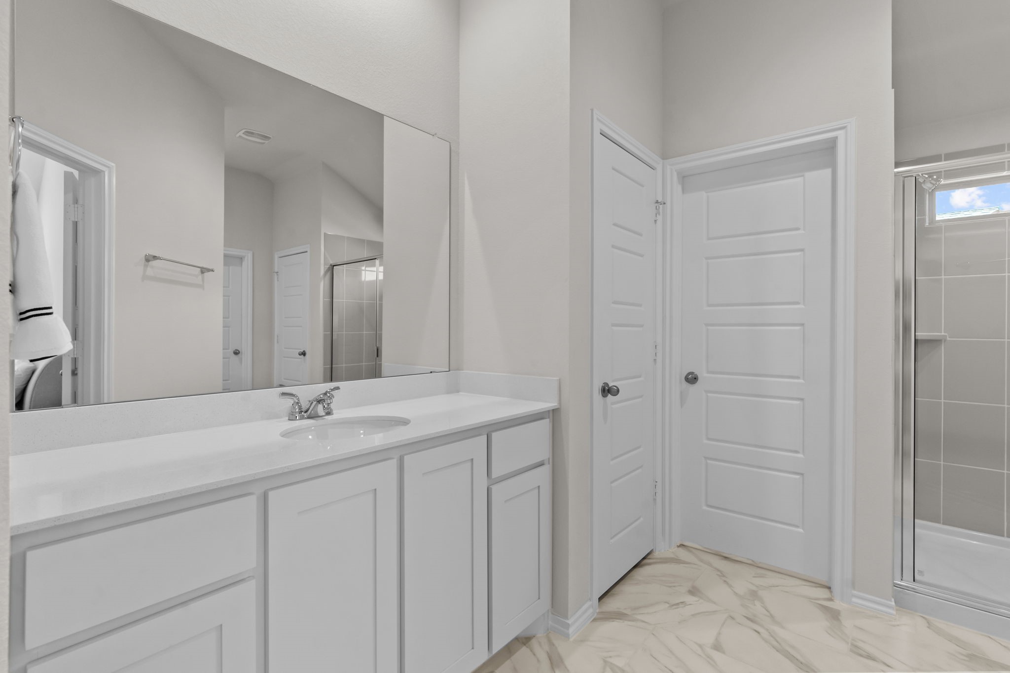 908 Granite Drive Azle TX 76020