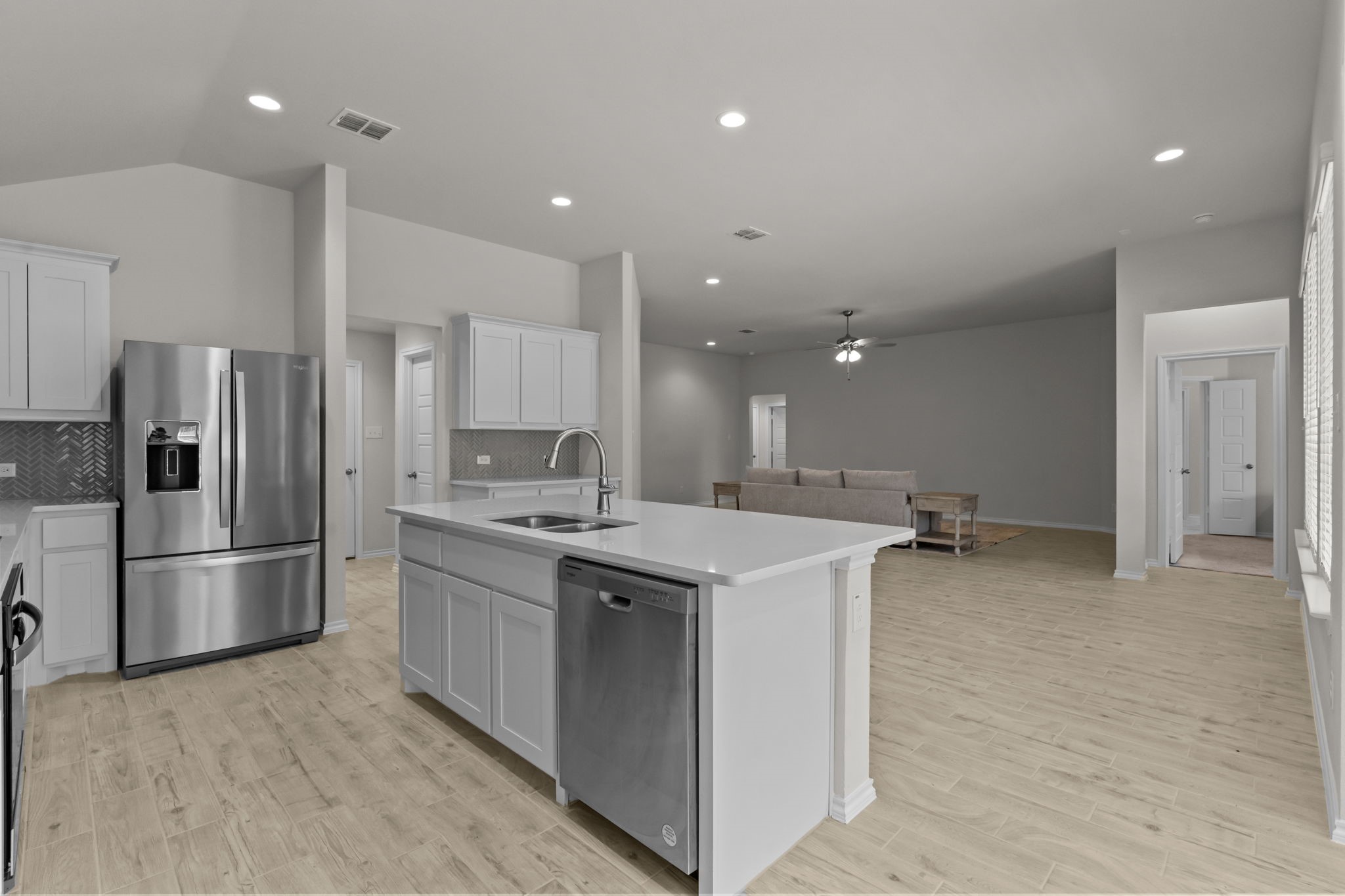 908 Granite Drive Azle TX 76020