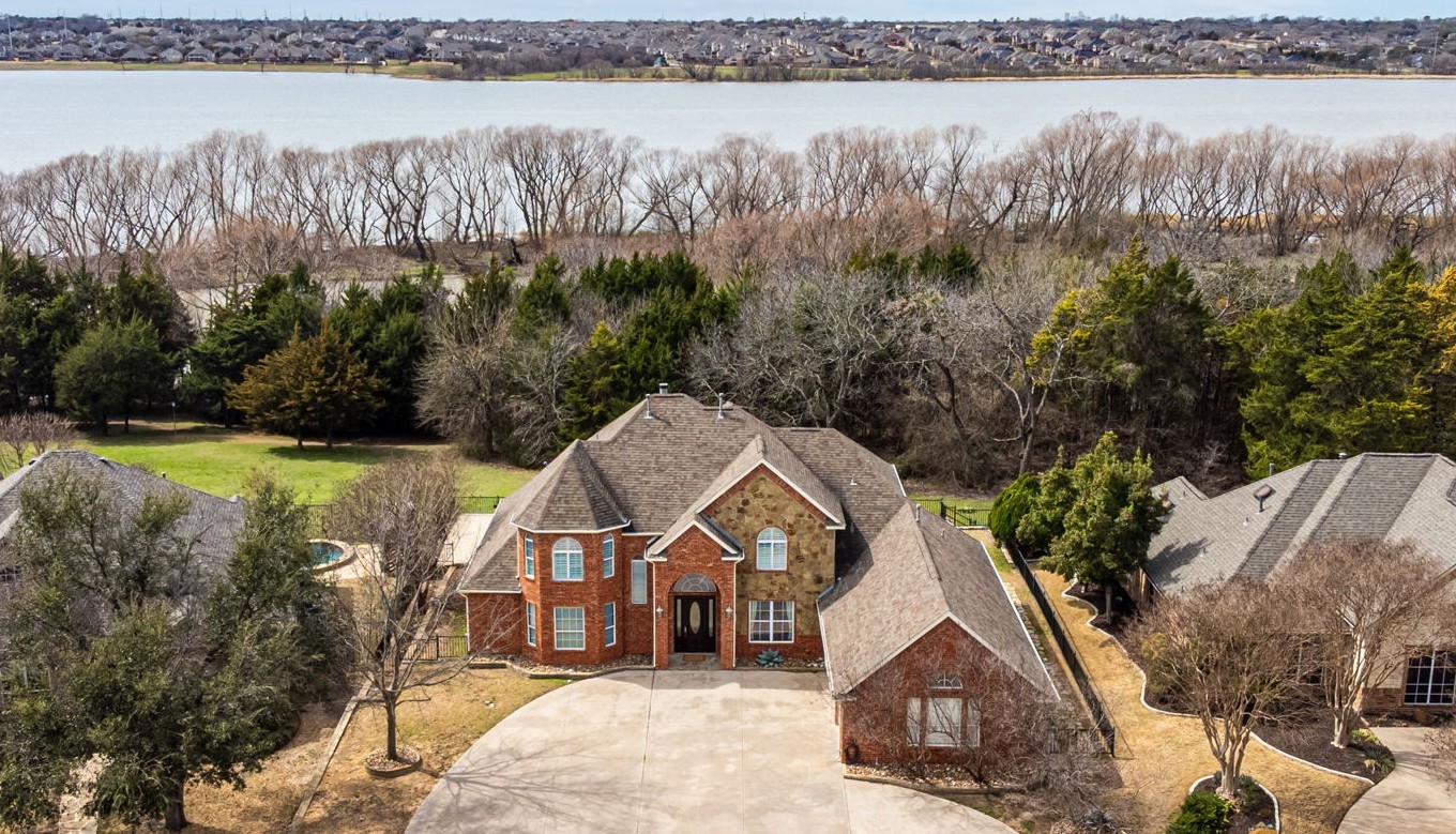1805 Touch Gold Court Rowlett TX 75088
