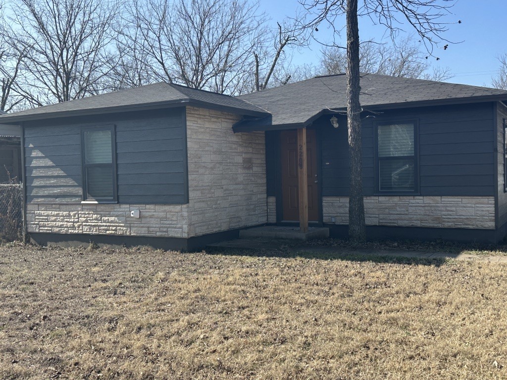 2205 Vine Street Brownwood TX 76801