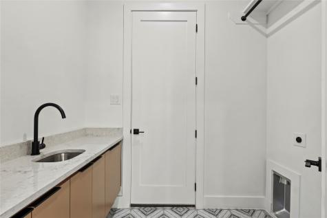 1503 Dennison Street Dallas TX 75212