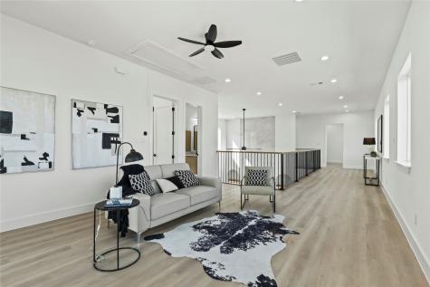 1503 Dennison Street Dallas TX 75212