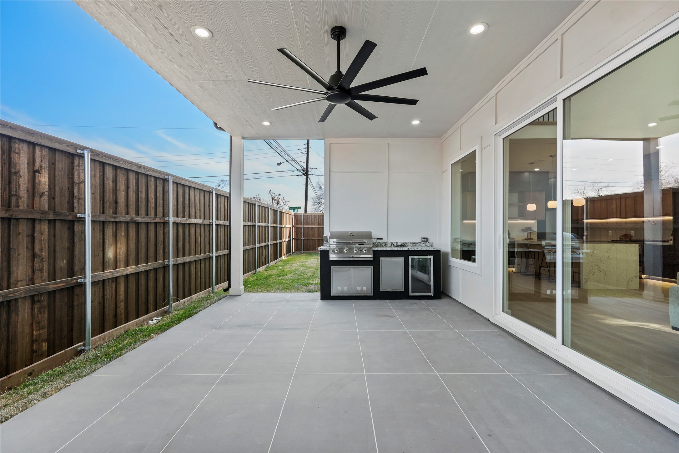 1503 Dennison Street Dallas TX 75212