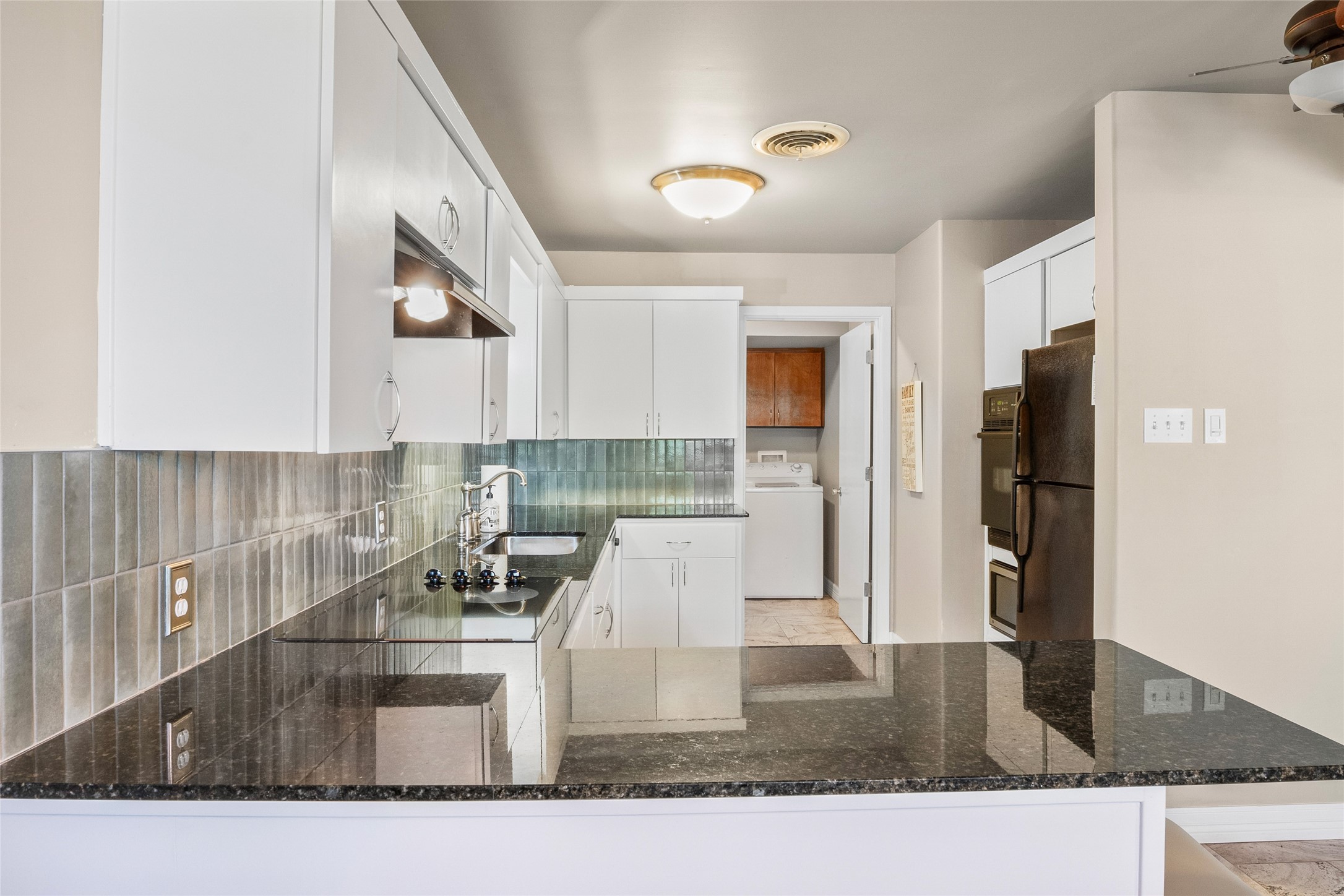 80 Bayside Circle Gainesville TX 76240