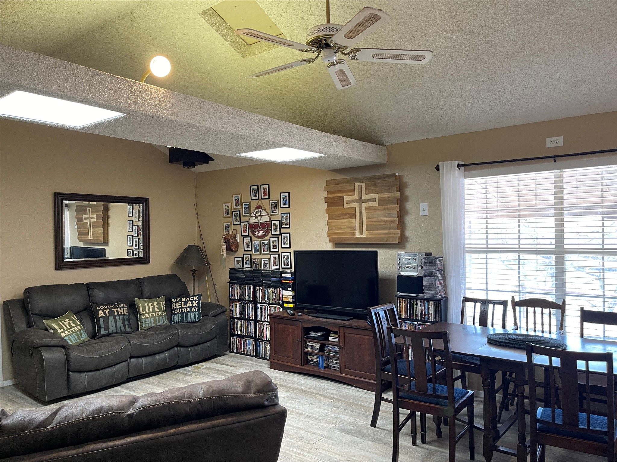 120 Private Road 365 Fairfield TX 75840