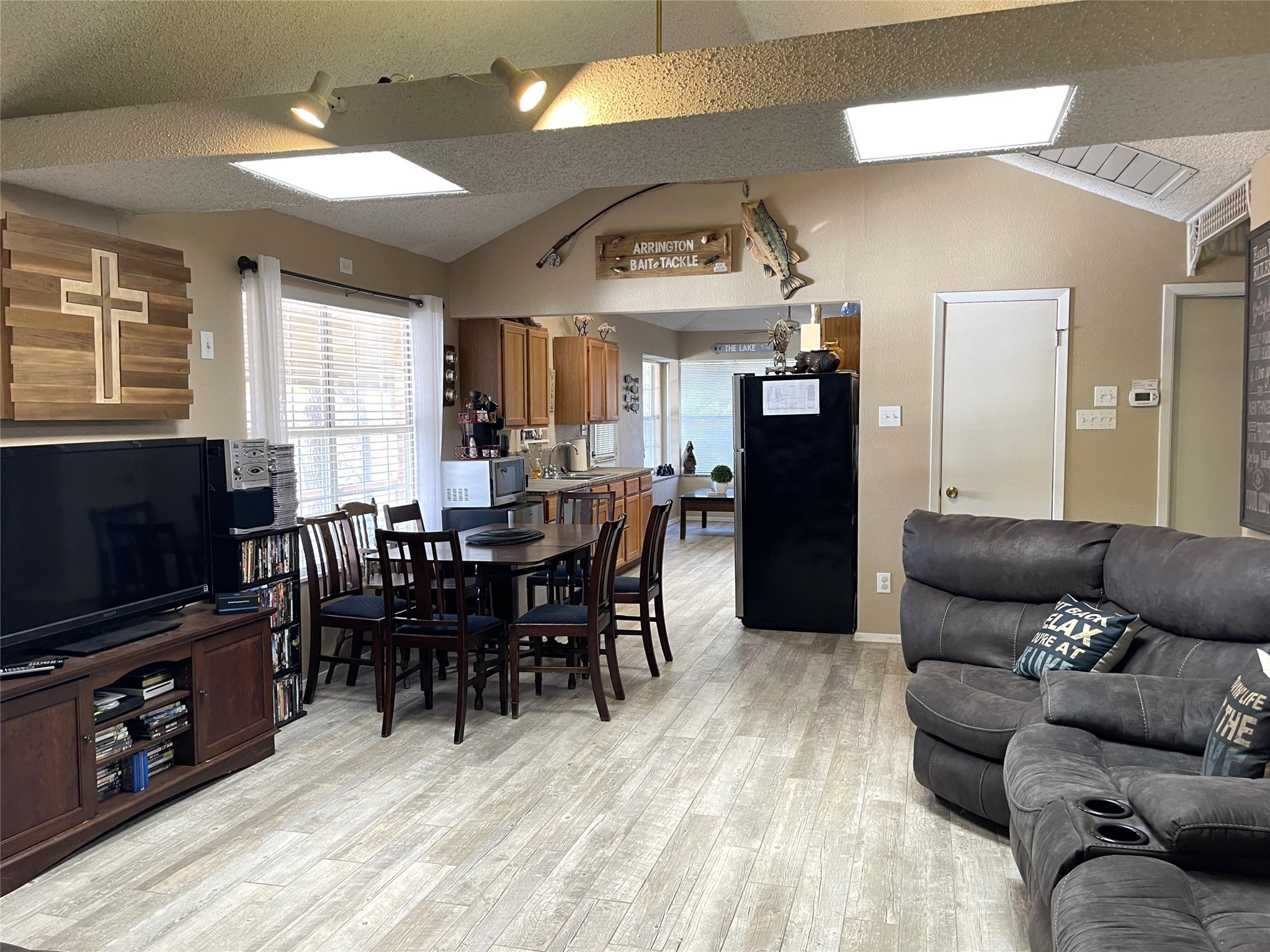 120 Private Road 365 Fairfield TX 75840