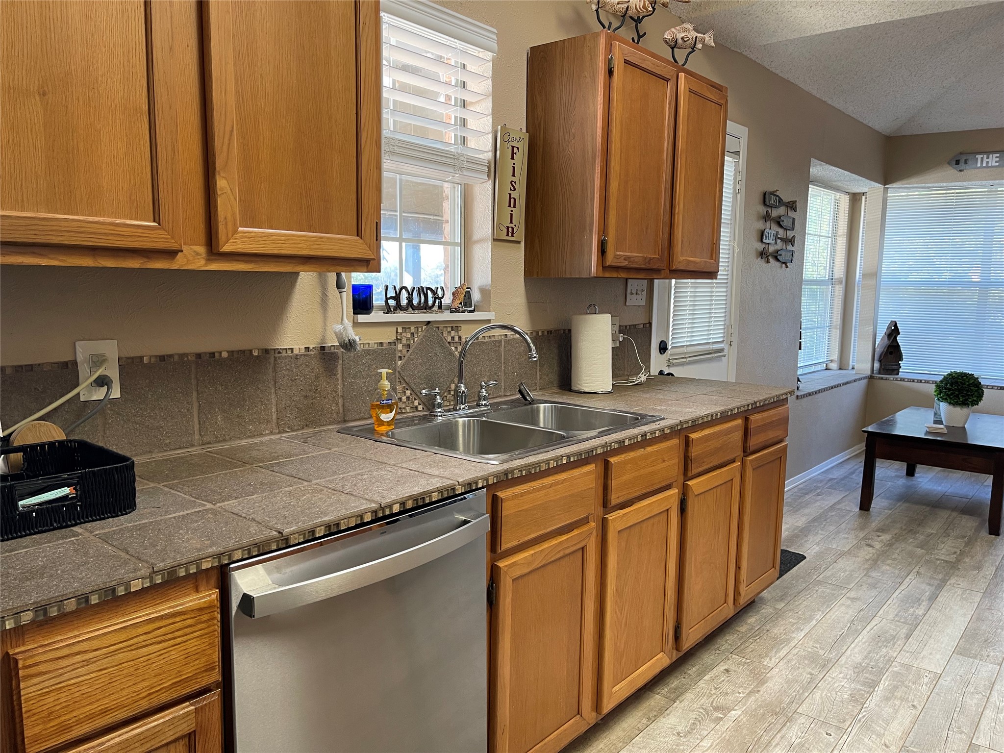 120 Private Road 365 Fairfield TX 75840