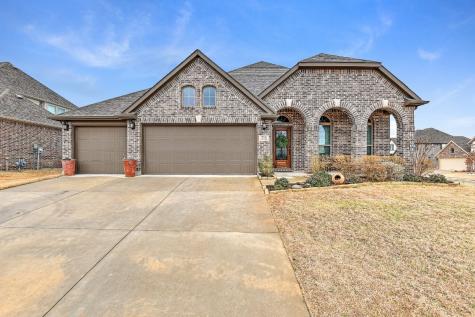 516 Berkshire Lane Sherman TX 75092