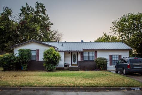 206 Sunnydale Drive Early TX 76802