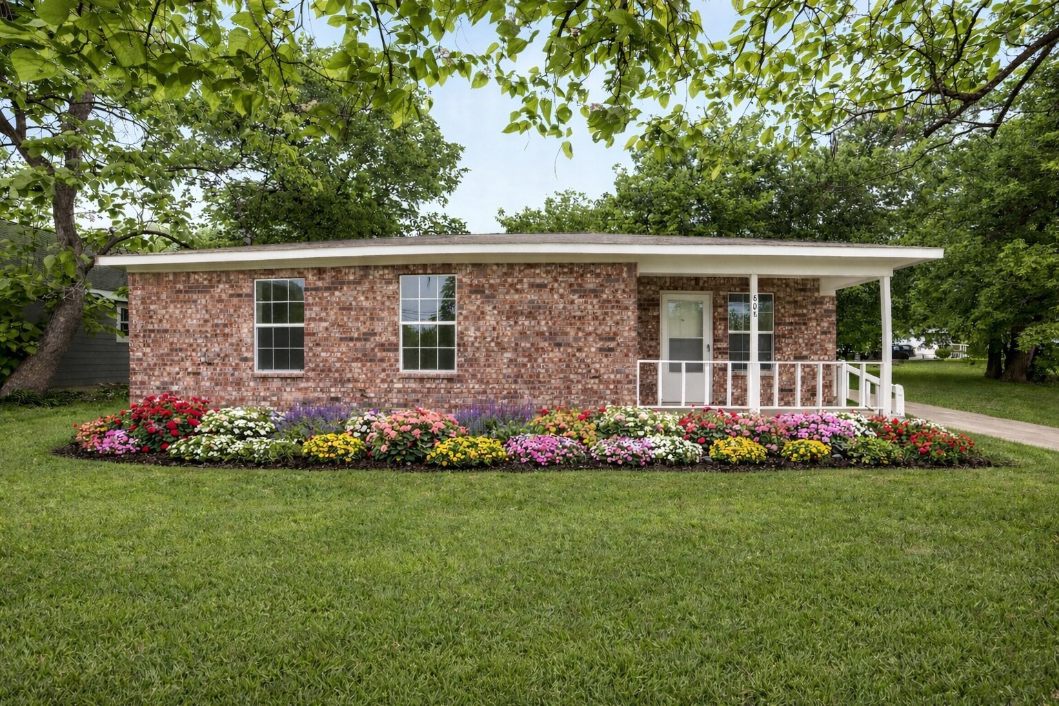 808 Park Street Commerce TX 75428
