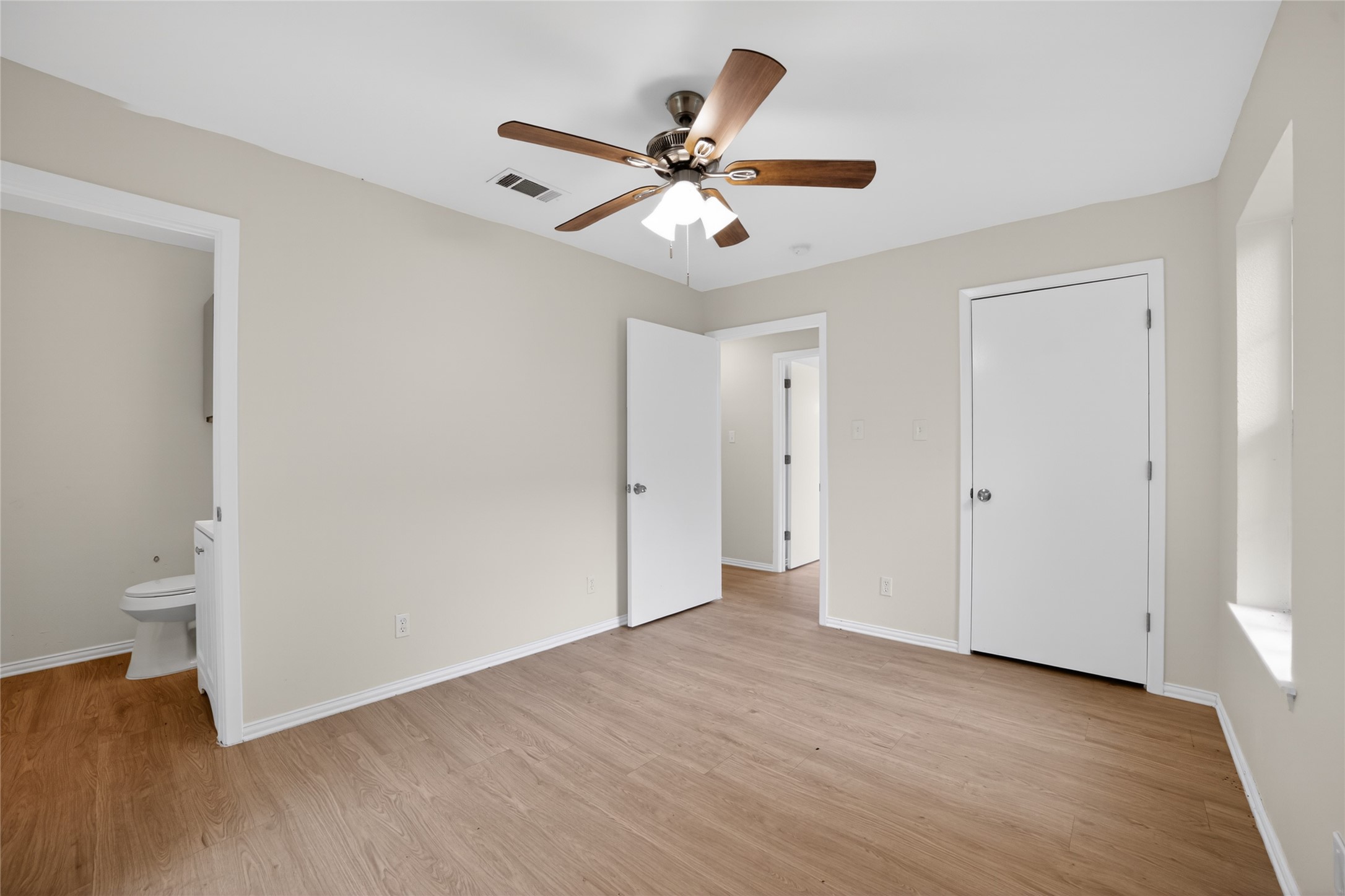 808 Park Street Commerce TX 75428