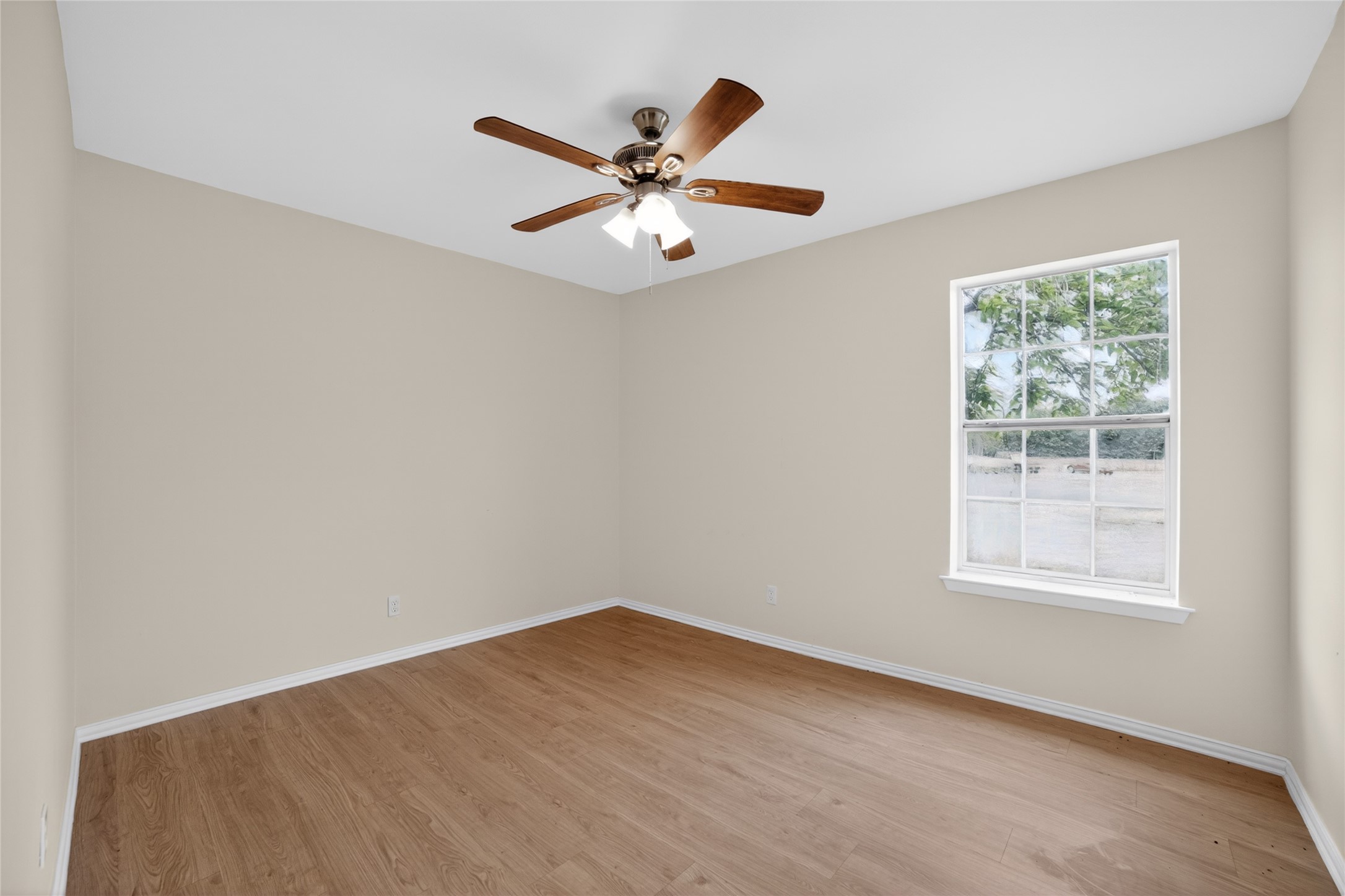 808 Park Street Commerce TX 75428