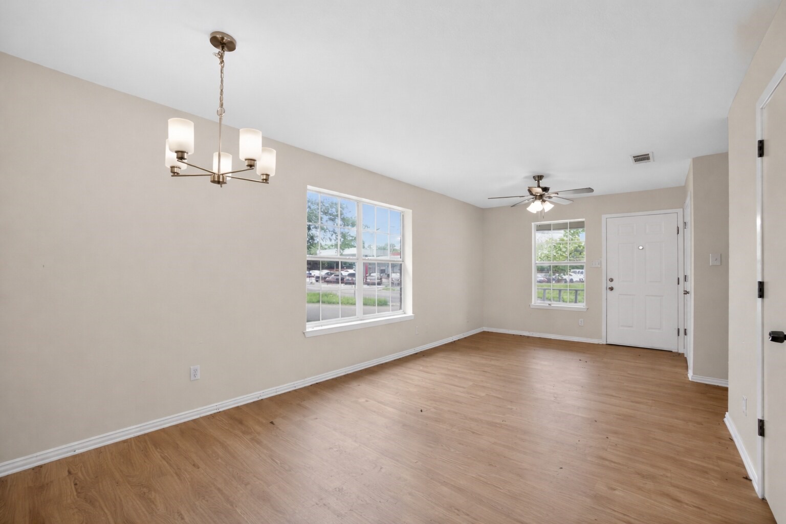 808 Park Street Commerce TX 75428