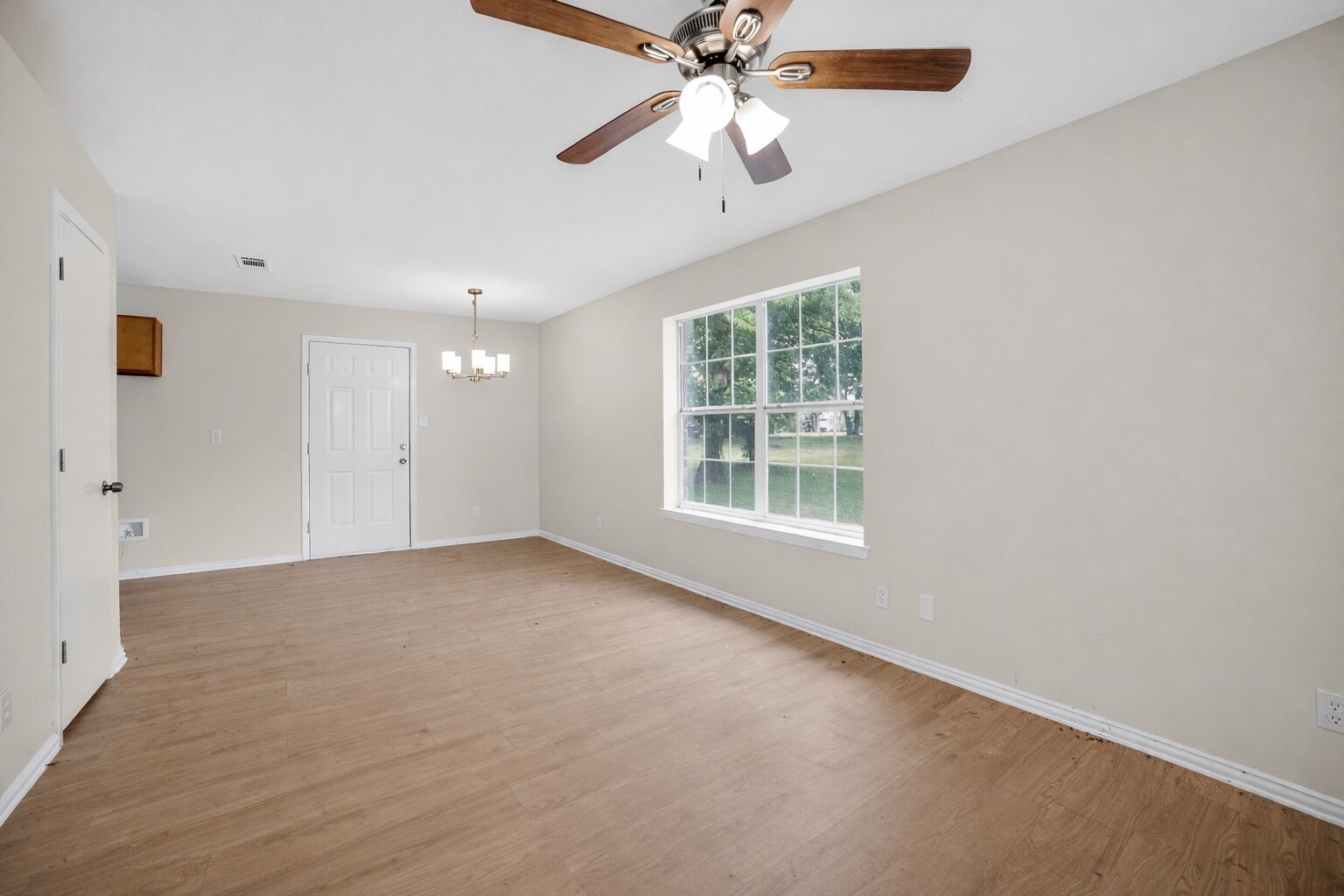808 Park Street Commerce TX 75428