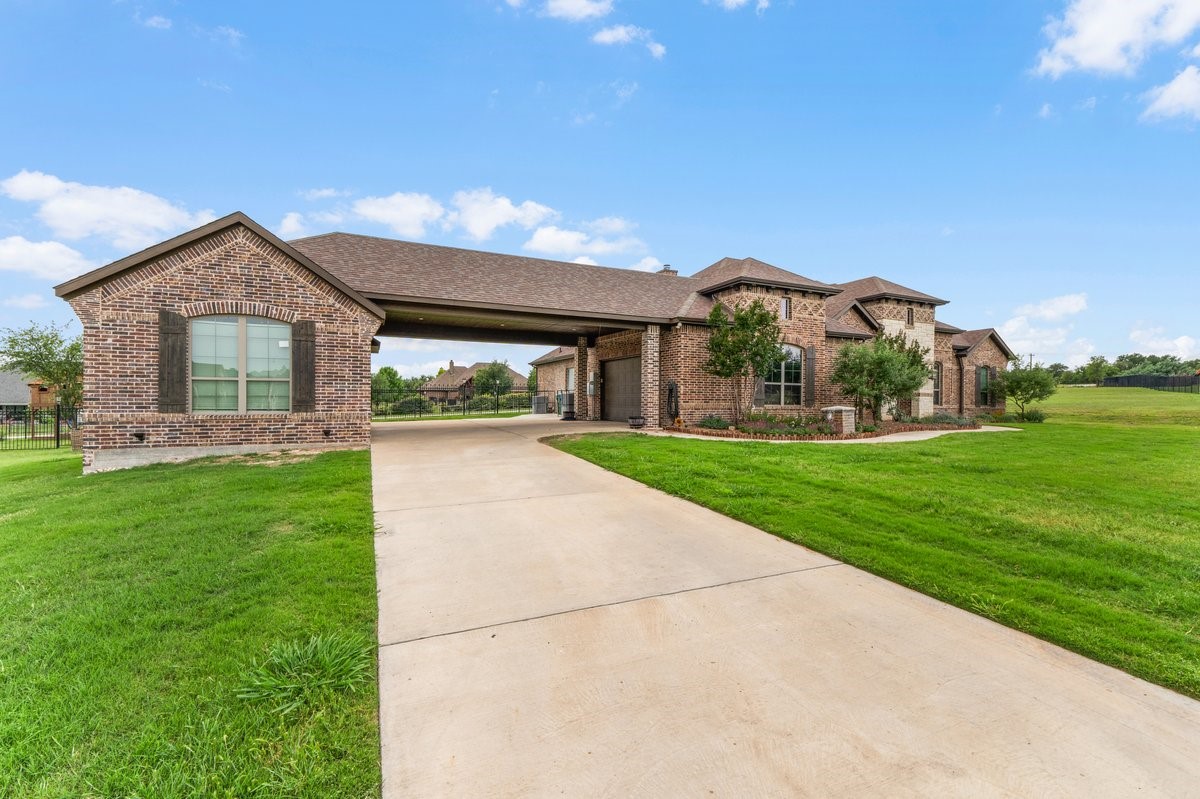 228 Parc Oaks Drive Aledo TX 76008