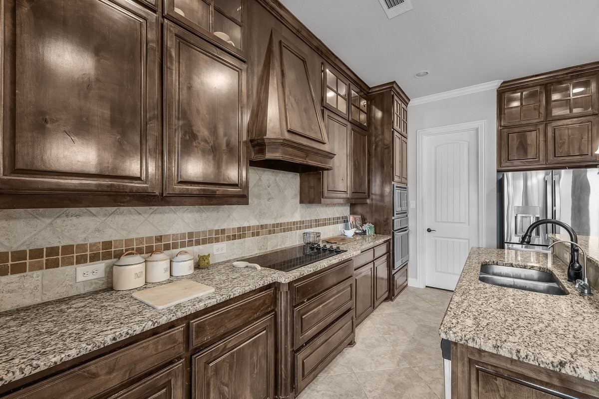 228 Parc Oaks Drive Aledo TX 76008