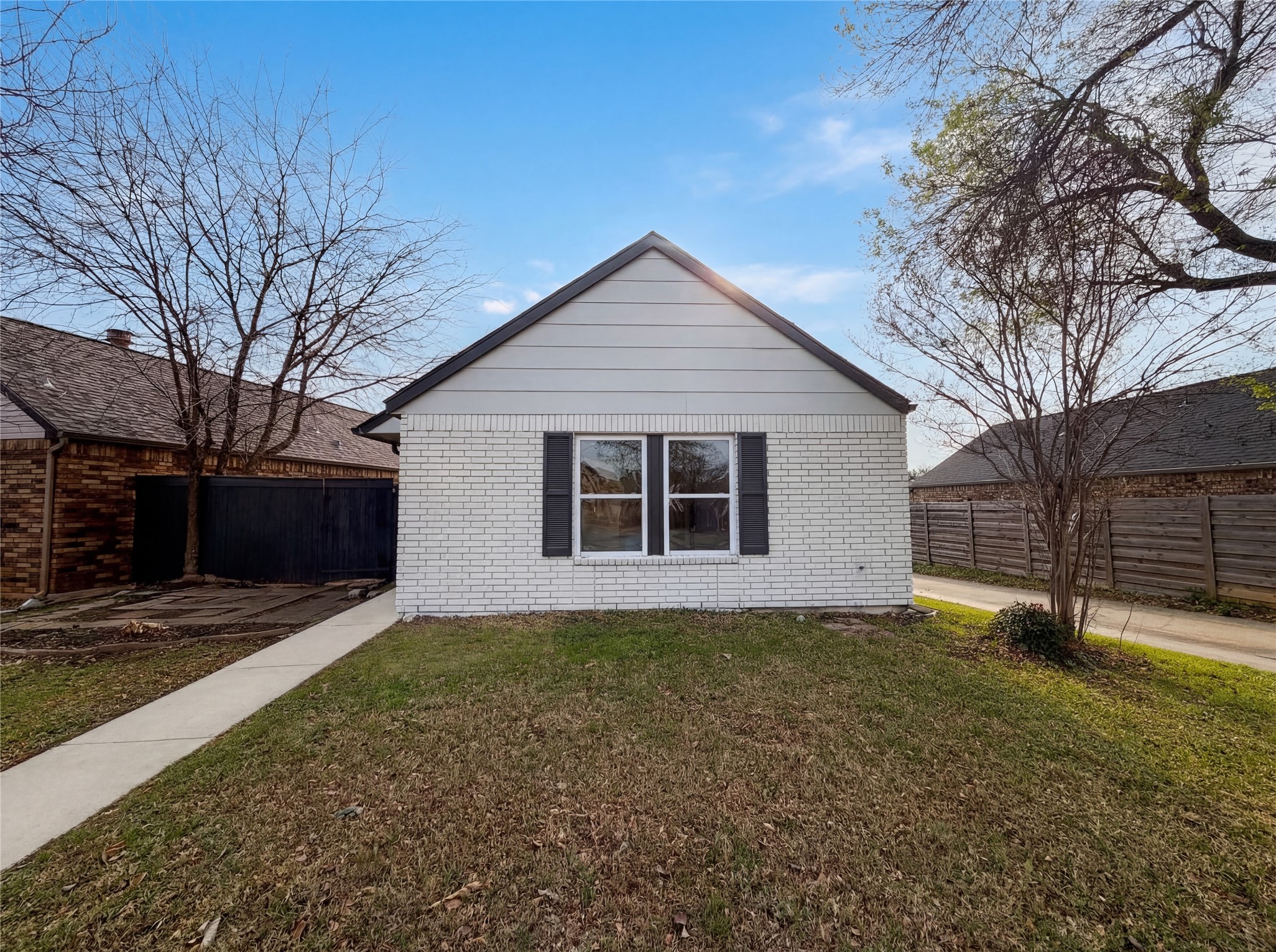308 Teakwood Lane Lewisville TX 75067