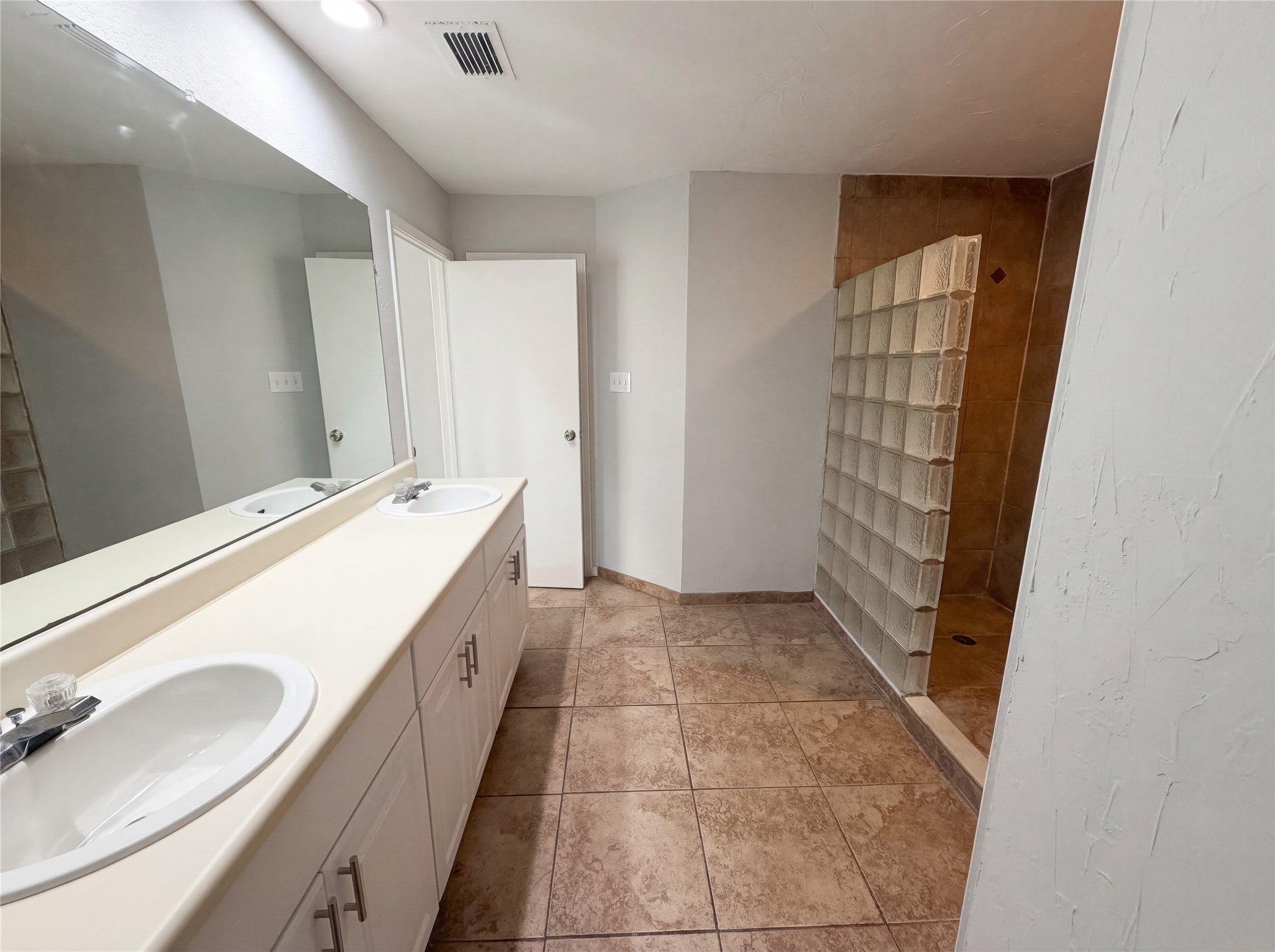308 Teakwood Lane Lewisville TX 75067