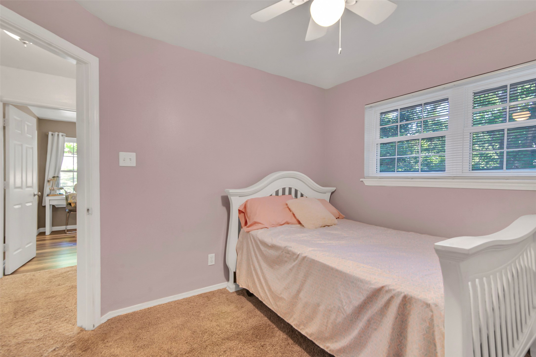 731 Deleon Street Denison TX 75020